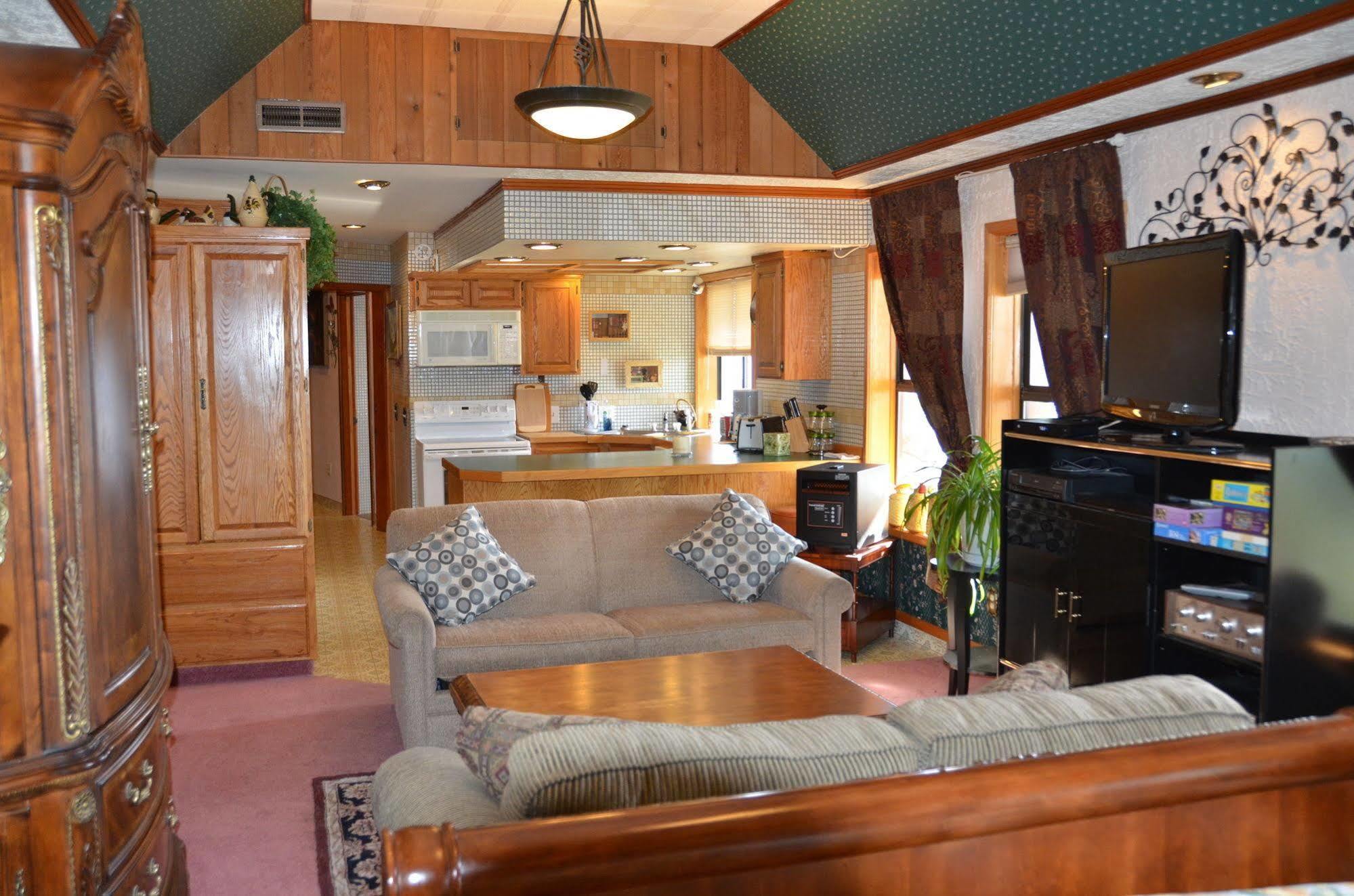 Where Eagles Fly Bed & Breakfast Elk Point Dış mekan fotoğraf